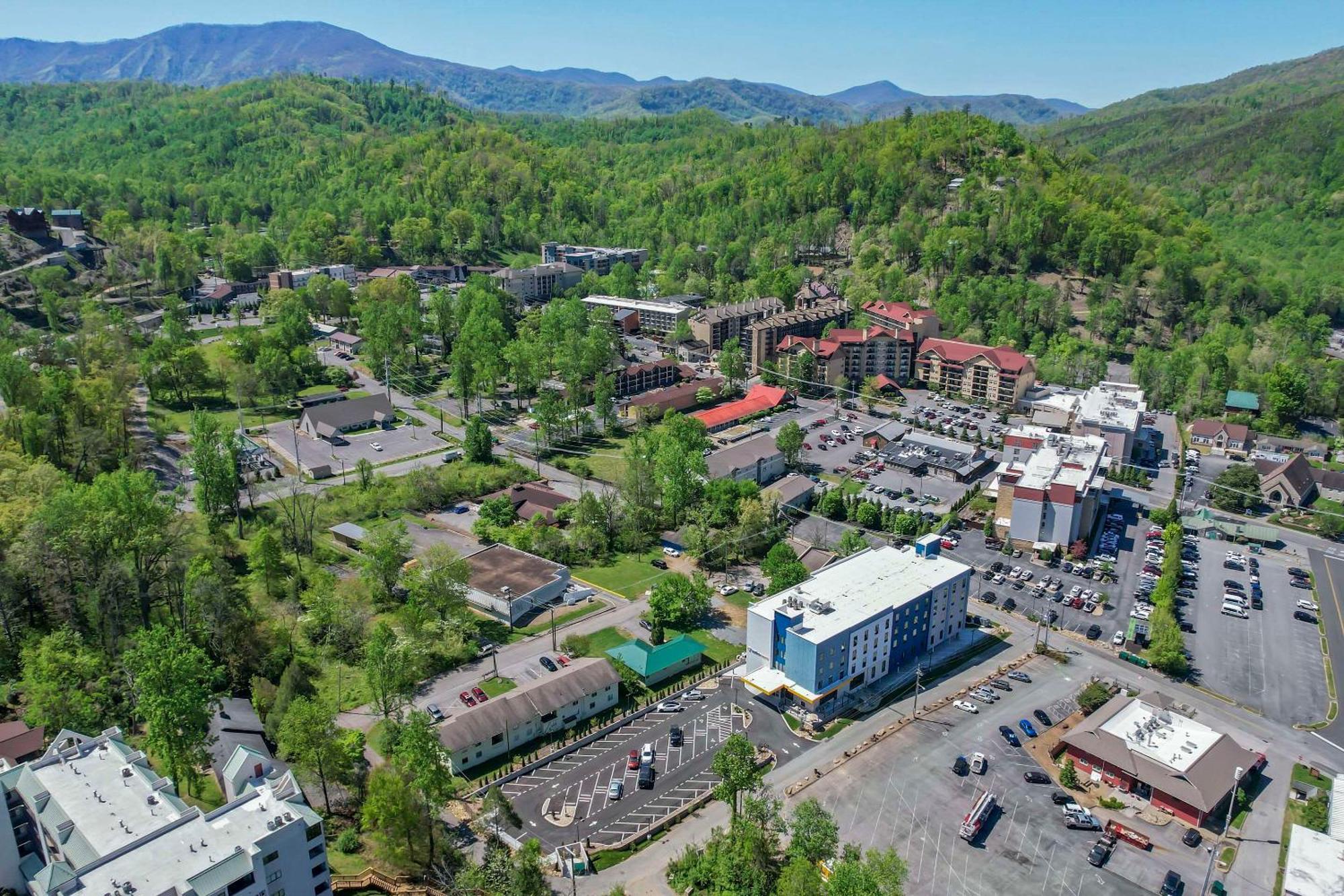 Comfort Suites Gatlinburg Downtown-Convention Center Εξωτερικό φωτογραφία