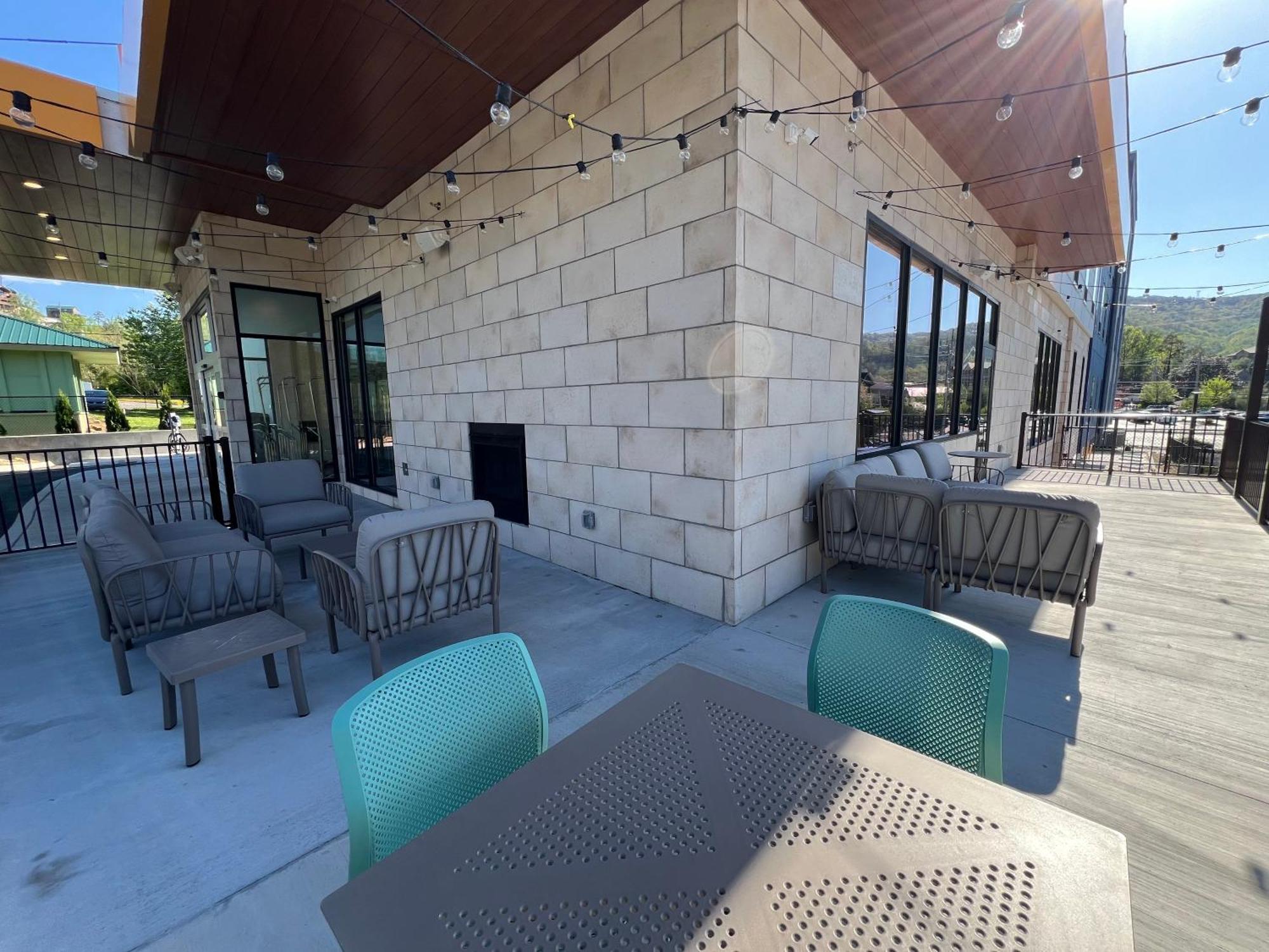 Comfort Suites Gatlinburg Downtown-Convention Center Εξωτερικό φωτογραφία