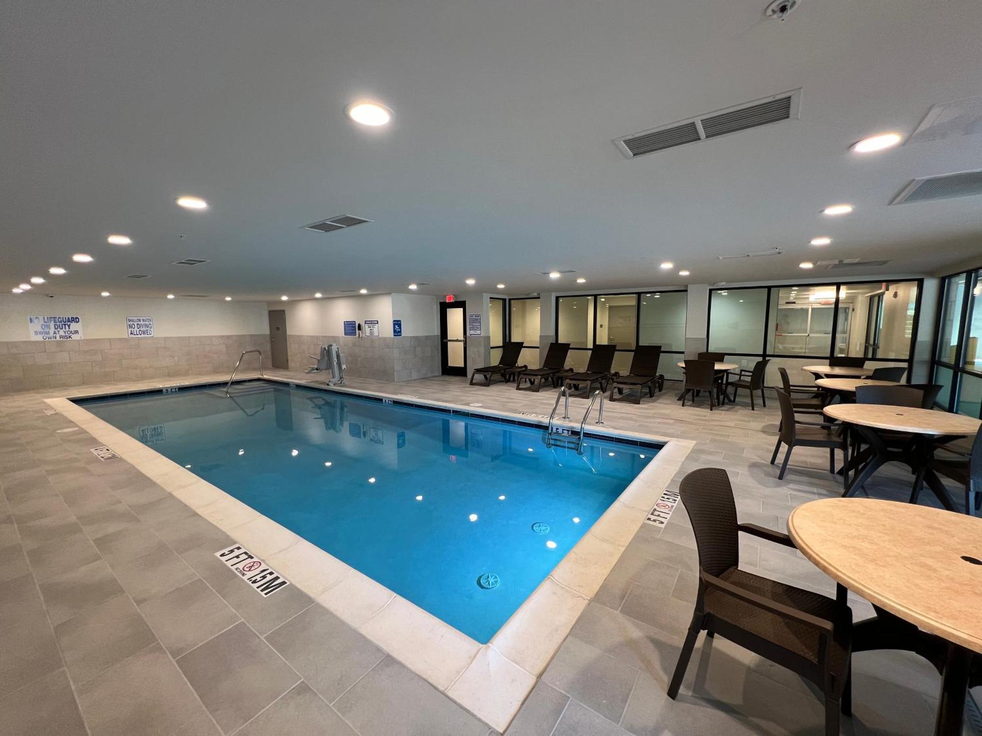 Comfort Suites Gatlinburg Downtown-Convention Center Εξωτερικό φωτογραφία